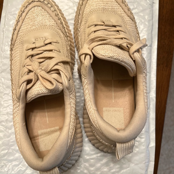 Dolce Vita Cream Chunky Platform Sneakers - Picture 10 of 12